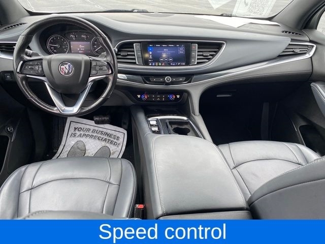 Buick Enclave Essence AWD 2022