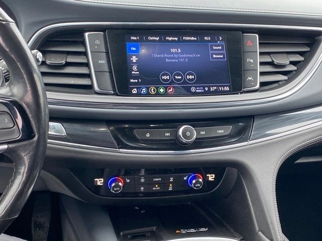 Buick Enclave Essence AWD 2022