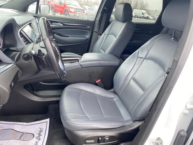 Buick Enclave Essence AWD 2022