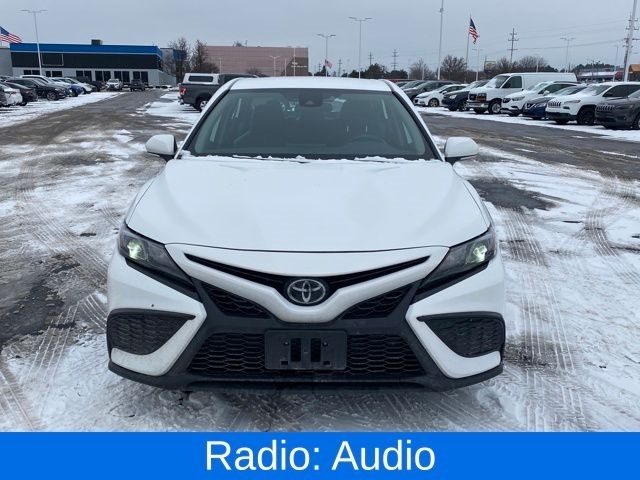 Toyota Camry SE 2023