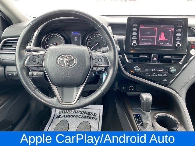 Toyota Camry SE 2023