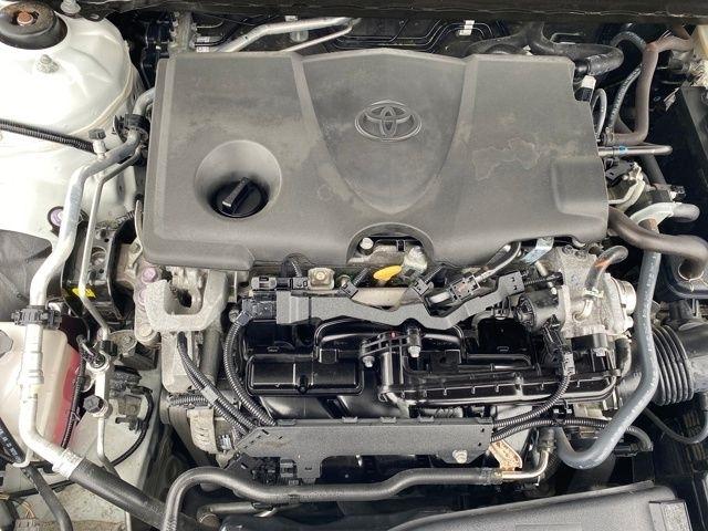 Toyota Camry SE 2023