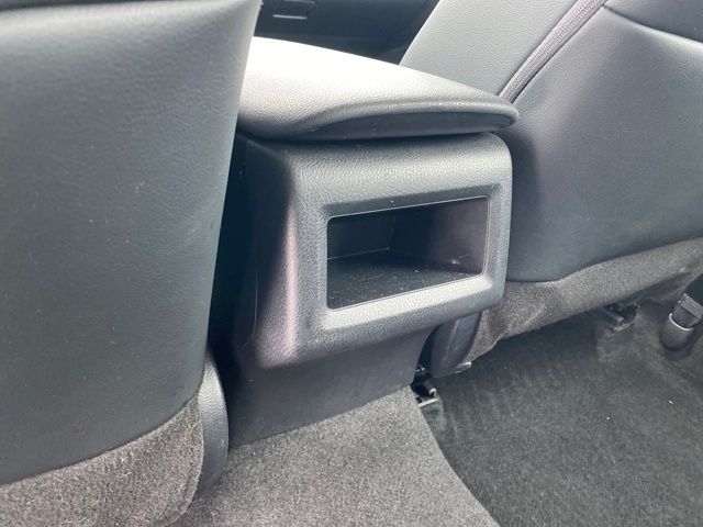 Toyota Camry SE 2023