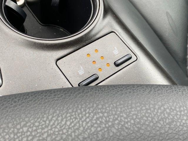 Toyota Camry SE 2023