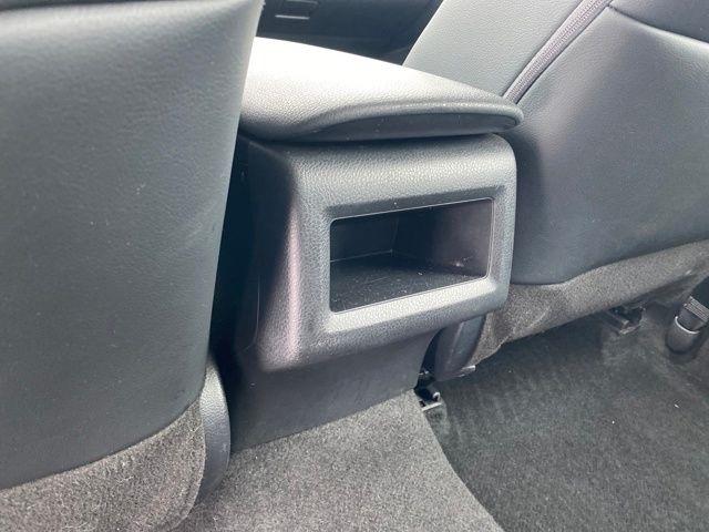 Toyota Camry SE 2023