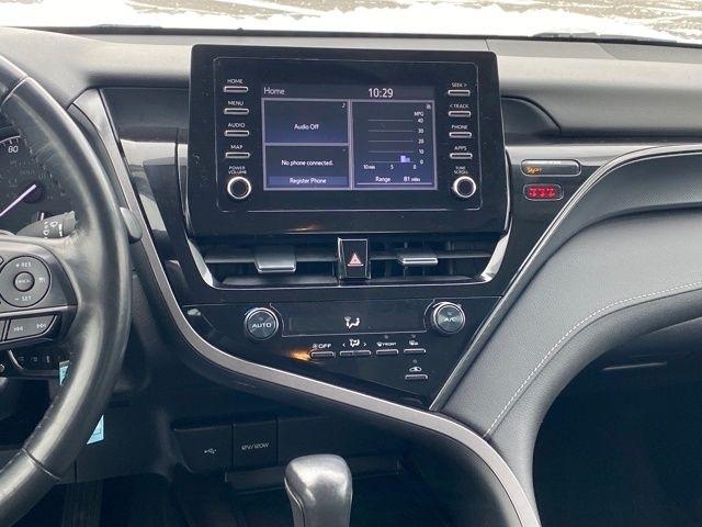 Toyota Camry SE 2023