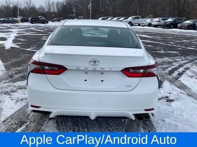 Toyota Camry SE 2023