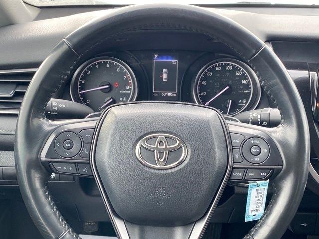 Toyota Camry SE 2023
