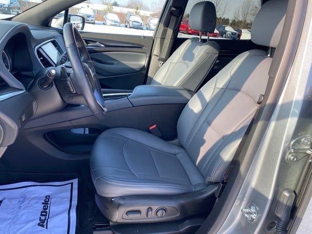 Buick Enclave Essence AWD 2023