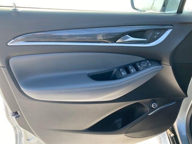 Buick Enclave Essence AWD 2023