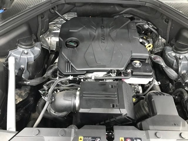 Genesis GV80 2.5T Standard 2025