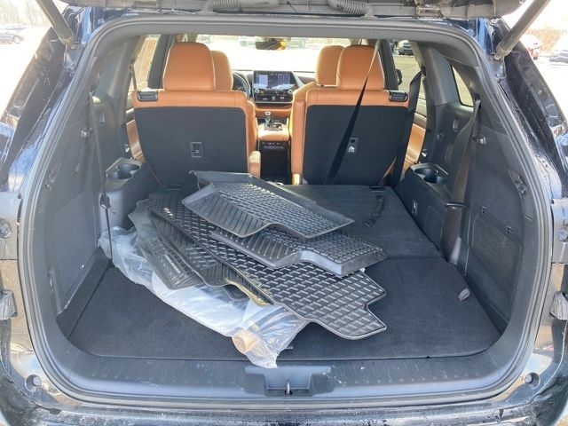 Toyota Highlander Hybrid Platinum AWD 2020