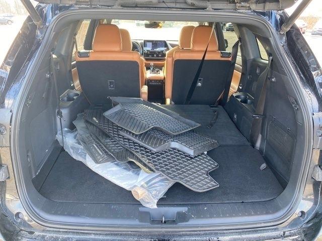 Toyota Highlander Hybrid Platinum AWD 2020