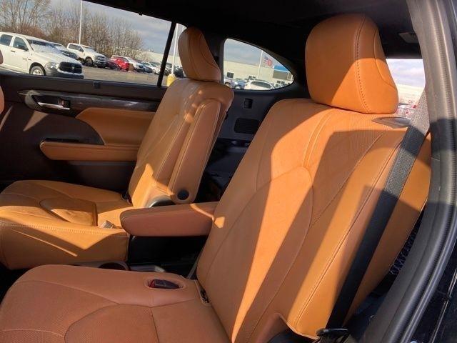 Toyota Highlander Hybrid Platinum AWD 2020