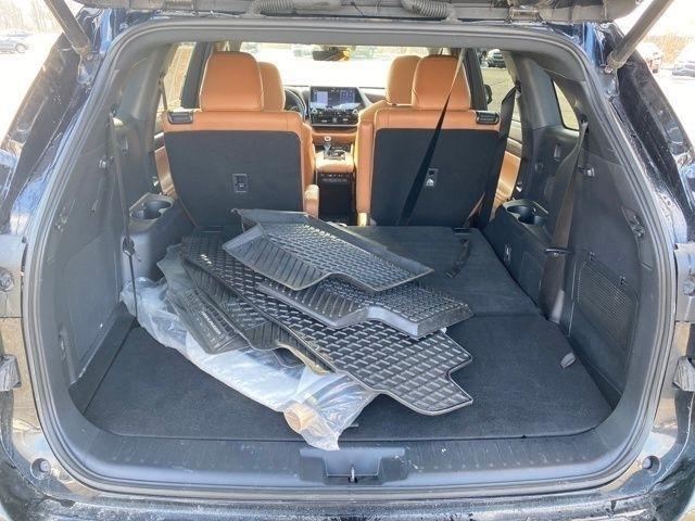 Toyota Highlander Hybrid Platinum AWD 2020