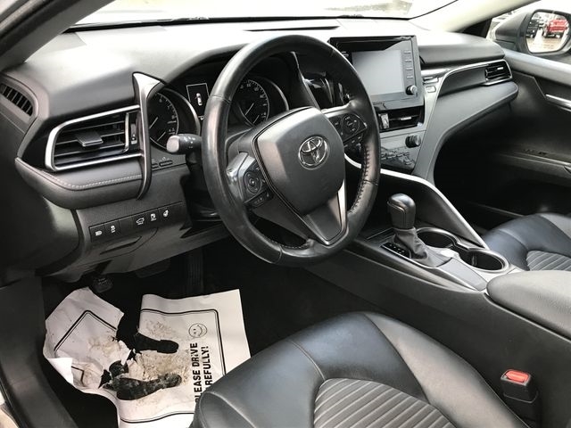 Toyota Camry SE 2023