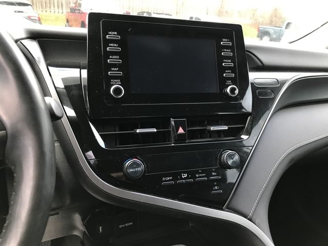 Toyota Camry SE 2023