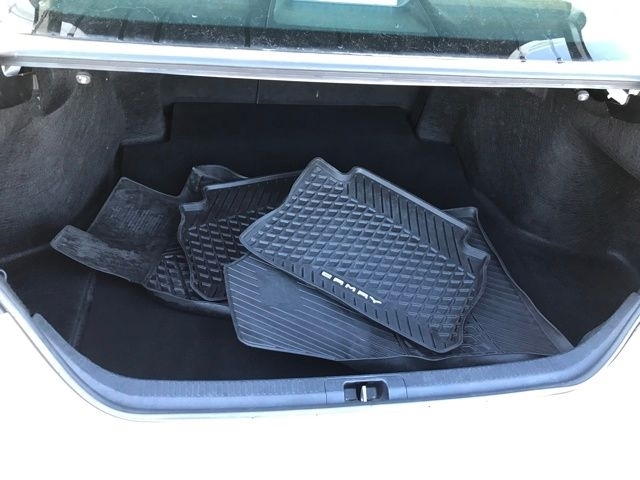 Toyota Camry SE 2023