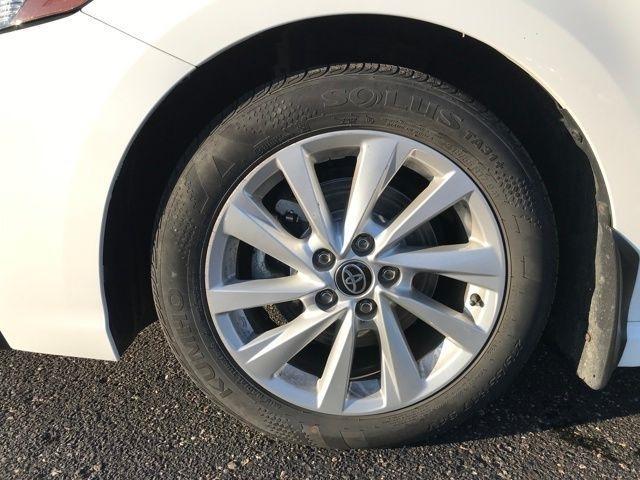 Toyota Camry SE 2023