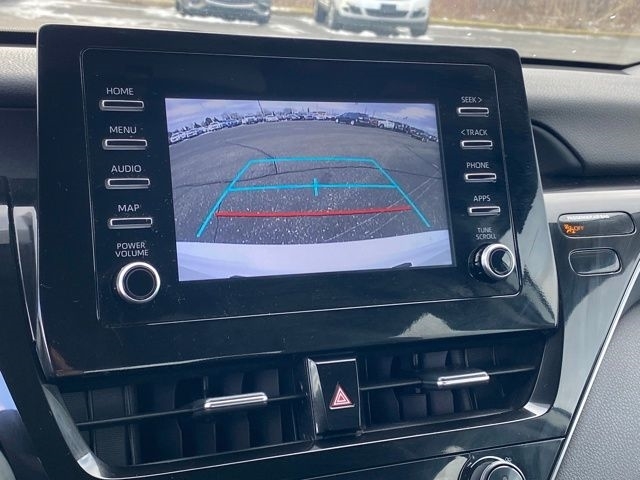 Toyota Camry SE 2023