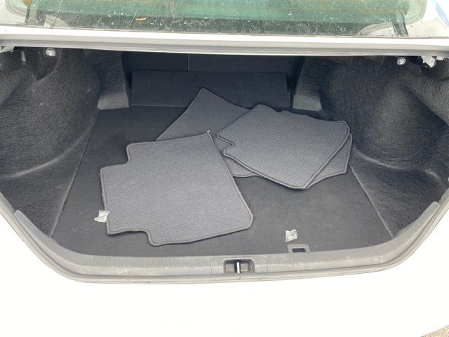 Toyota Camry SE 2023