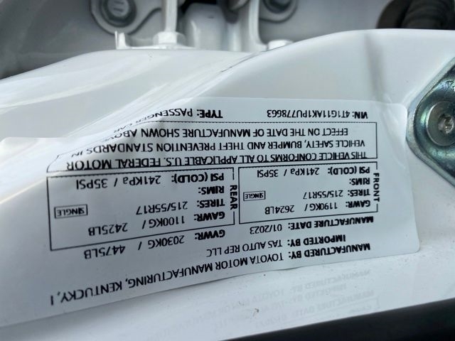 Toyota Camry SE 2023