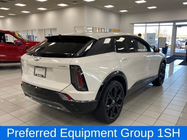 Cadillac OPTIQ Sport 2 2025