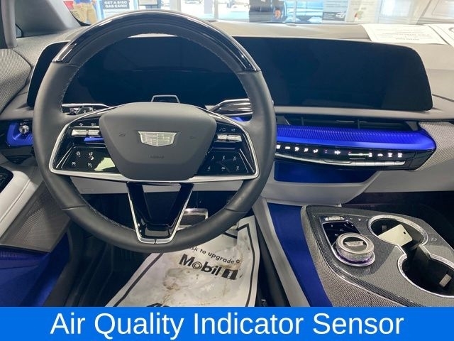 Cadillac OPTIQ Sport 2 2025