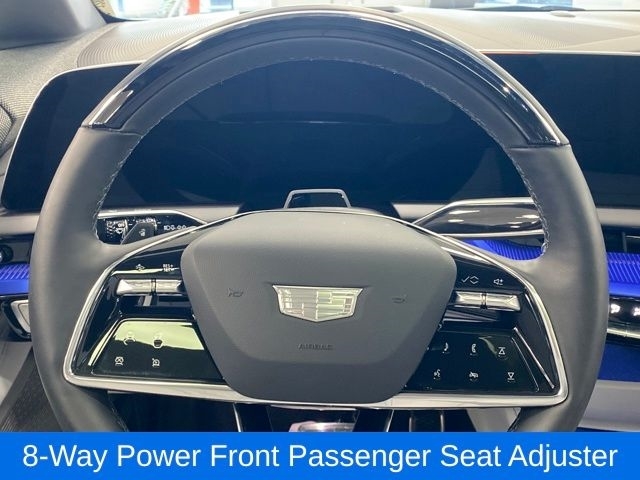 Cadillac OPTIQ Sport 2 2025