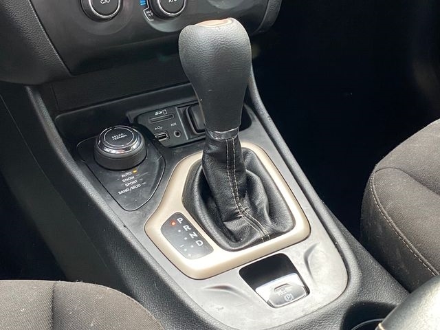 Jeep Cherokee Sport 4WD 2017