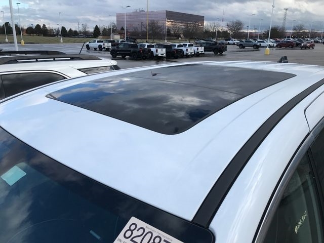 Chrysler Pacifica Limited 2024