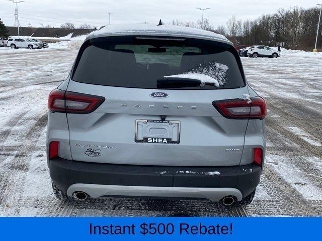 Ford Escape Platinum AWD 2023