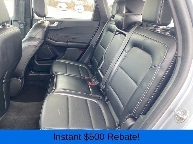 Ford Escape Platinum AWD 2023