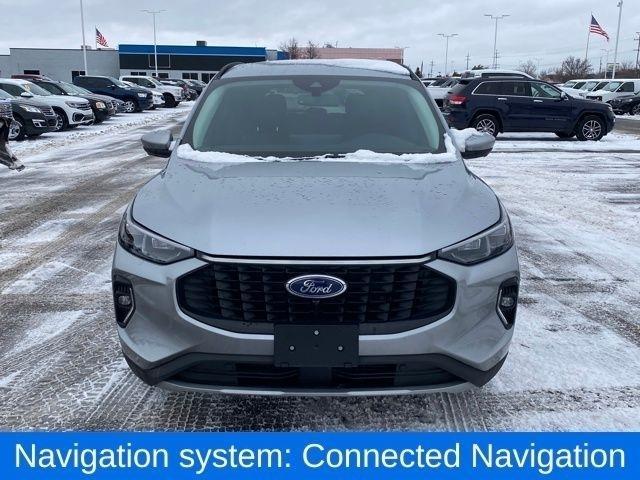 Ford Escape Platinum AWD 2023