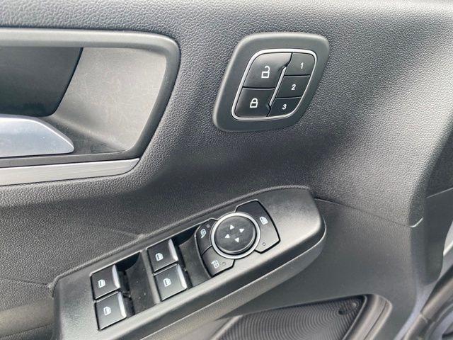 Ford Escape Platinum AWD 2023