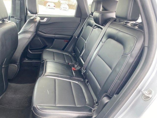 Ford Escape Platinum AWD 2023