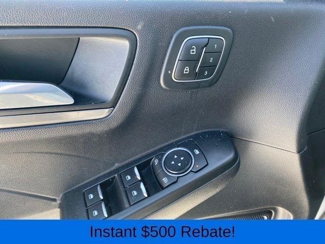 Ford Escape Titanium 4WD 2022