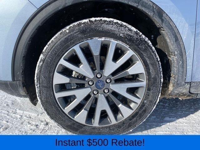 Ford Escape Titanium 4WD 2022