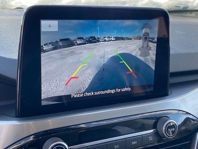 Ford Escape Titanium 4WD 2022