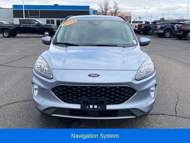 Ford Escape Titanium 4WD 2022