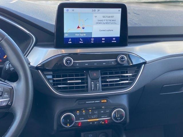 Ford Escape Titanium 4WD 2022