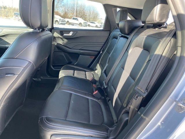 Ford Escape Titanium 4WD 2022