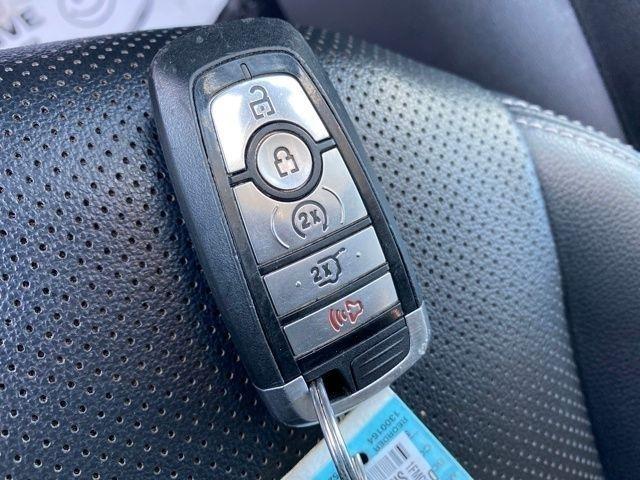 Ford Escape Titanium 4WD 2022