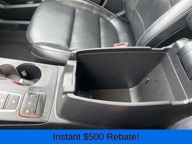 Ford Escape Titanium 4WD 2022