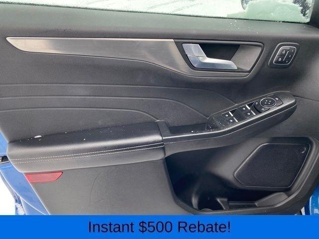 Ford Escape Titanium 4WD 2022