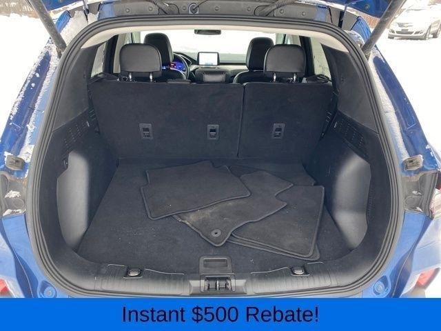 Ford Escape Titanium 4WD 2022