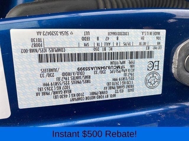 Ford Escape Titanium 4WD 2022