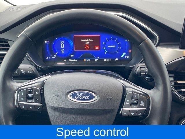 Ford Escape Titanium 4WD 2022