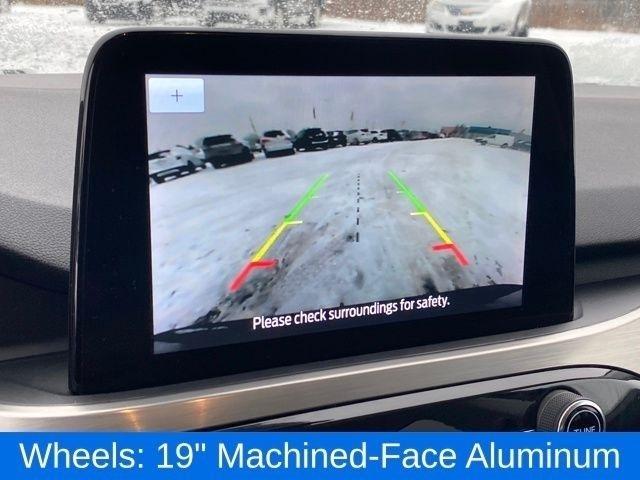 Ford Escape Titanium 4WD 2022