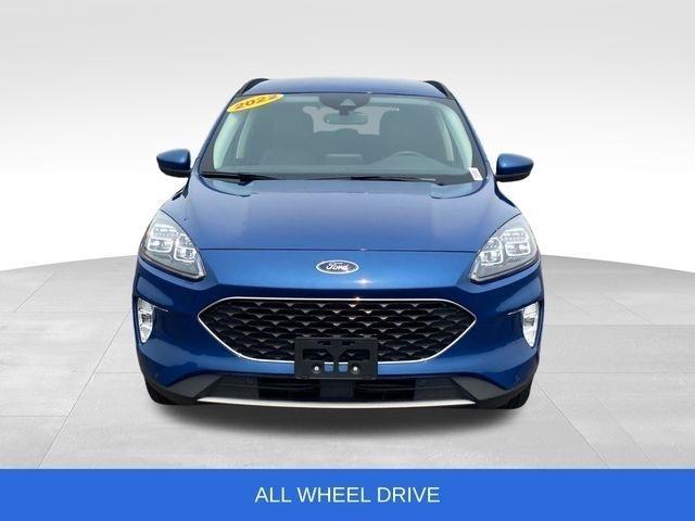 Ford Escape Titanium 4WD 2022